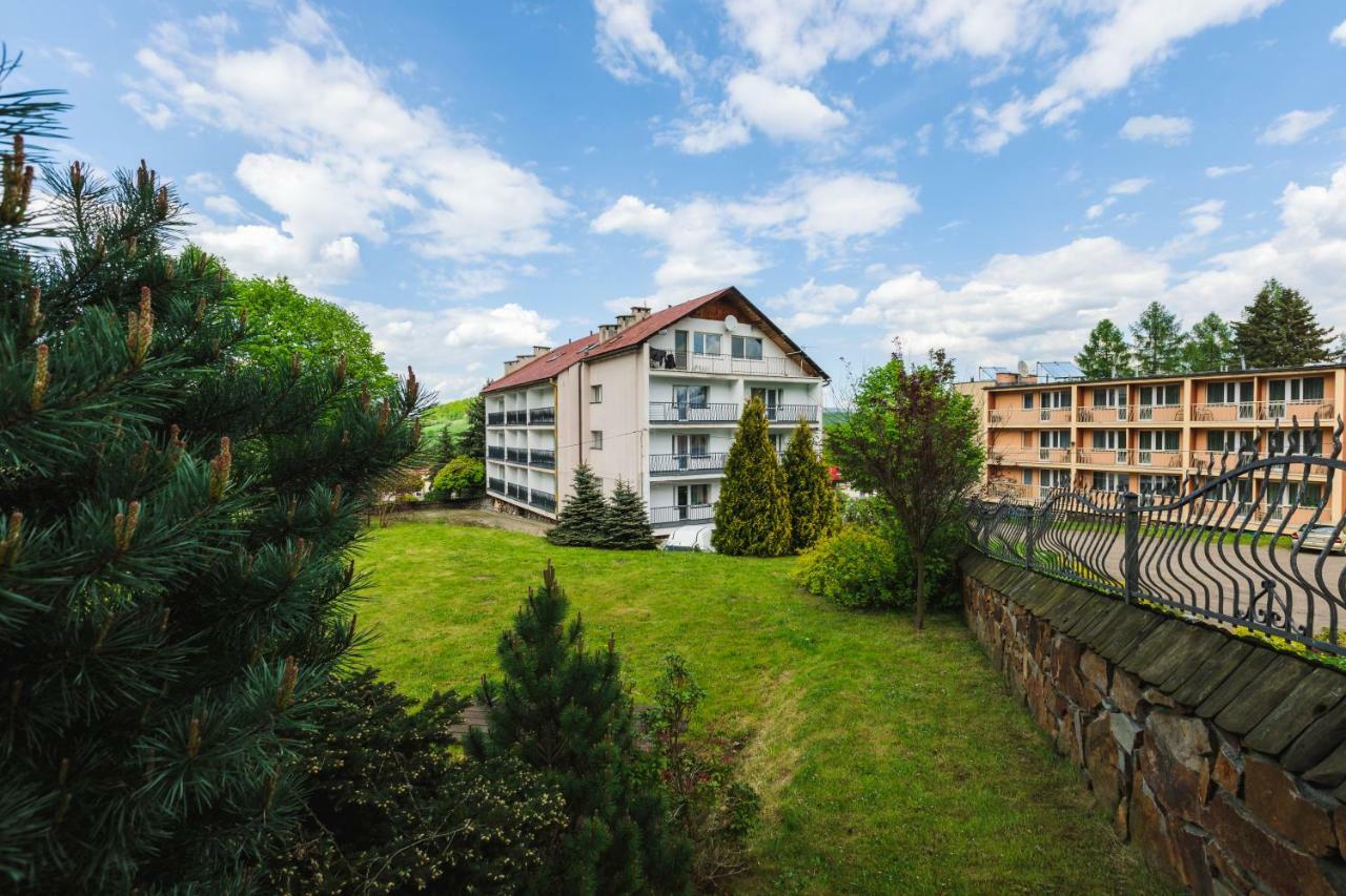 Osrodek Wypoczynkowy Tarnica Bed & Breakfast Солина Екстериор снимка